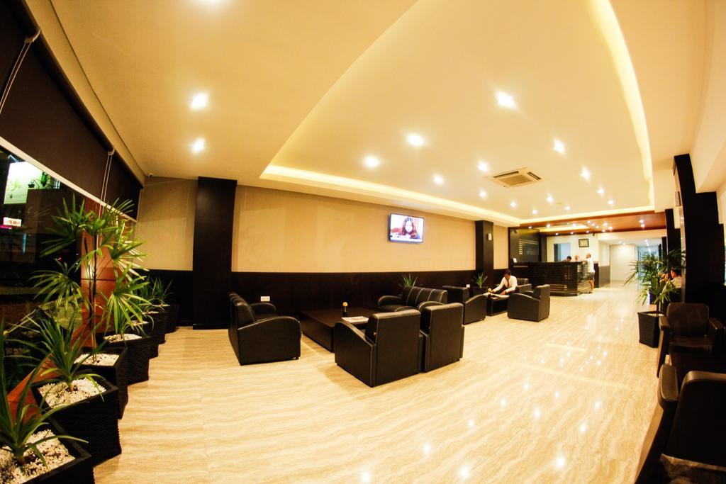 Alpha Hotel Pekanbaru Luaran gambar