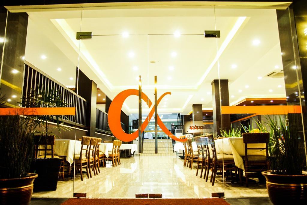 Alpha Hotel Pekanbaru Luaran gambar