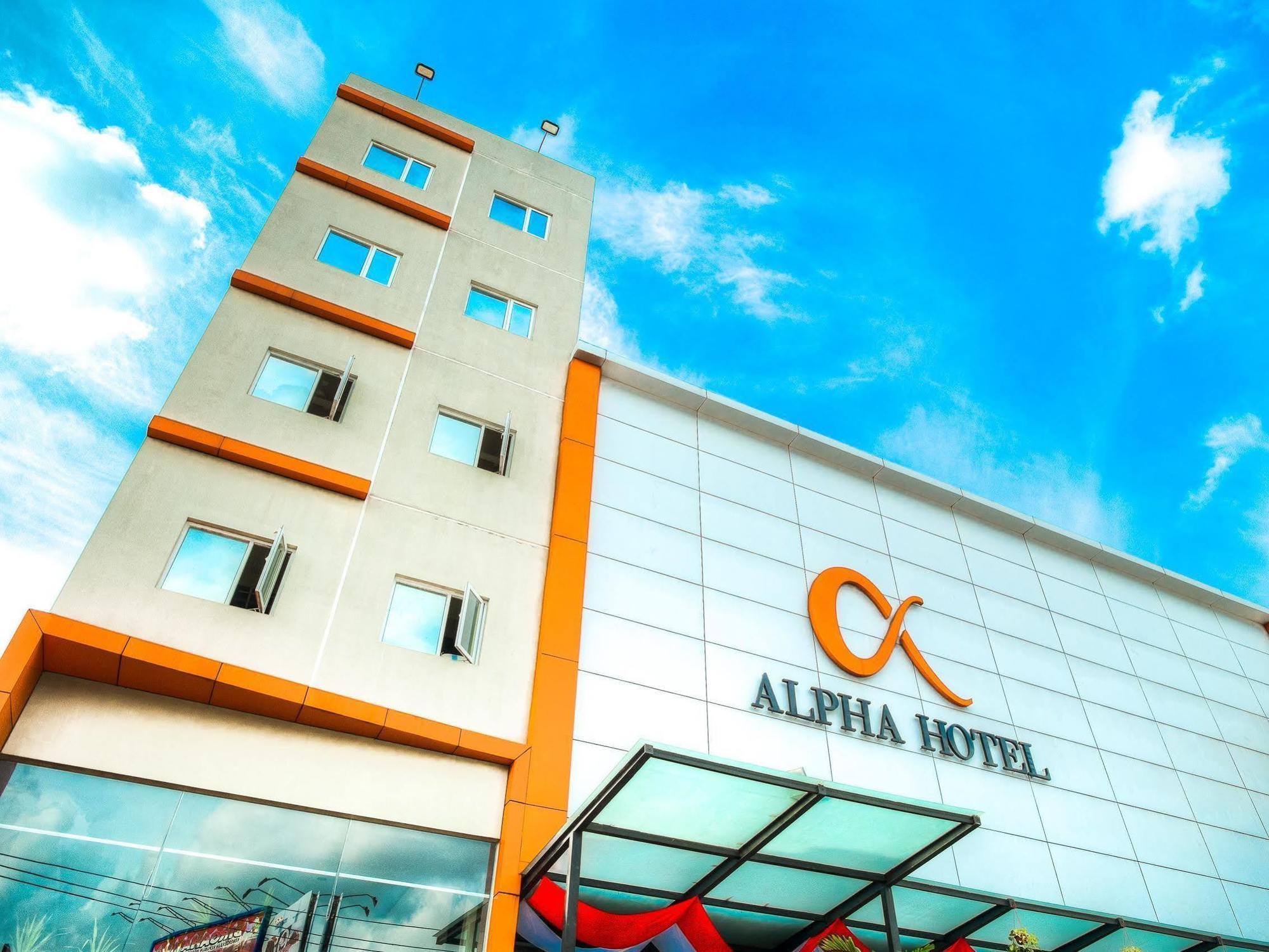 Alpha Hotel Pekanbaru Luaran gambar